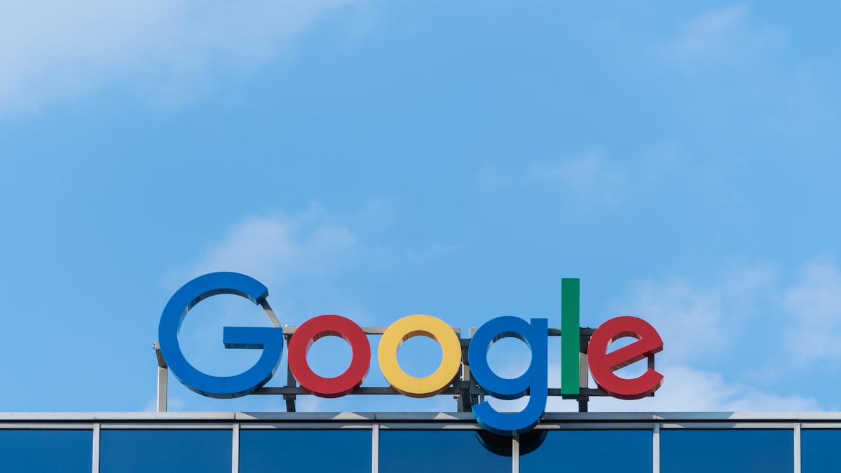 A maioria das buscas no Google já não gera clique nenhum. O que isso muda pro seu site
